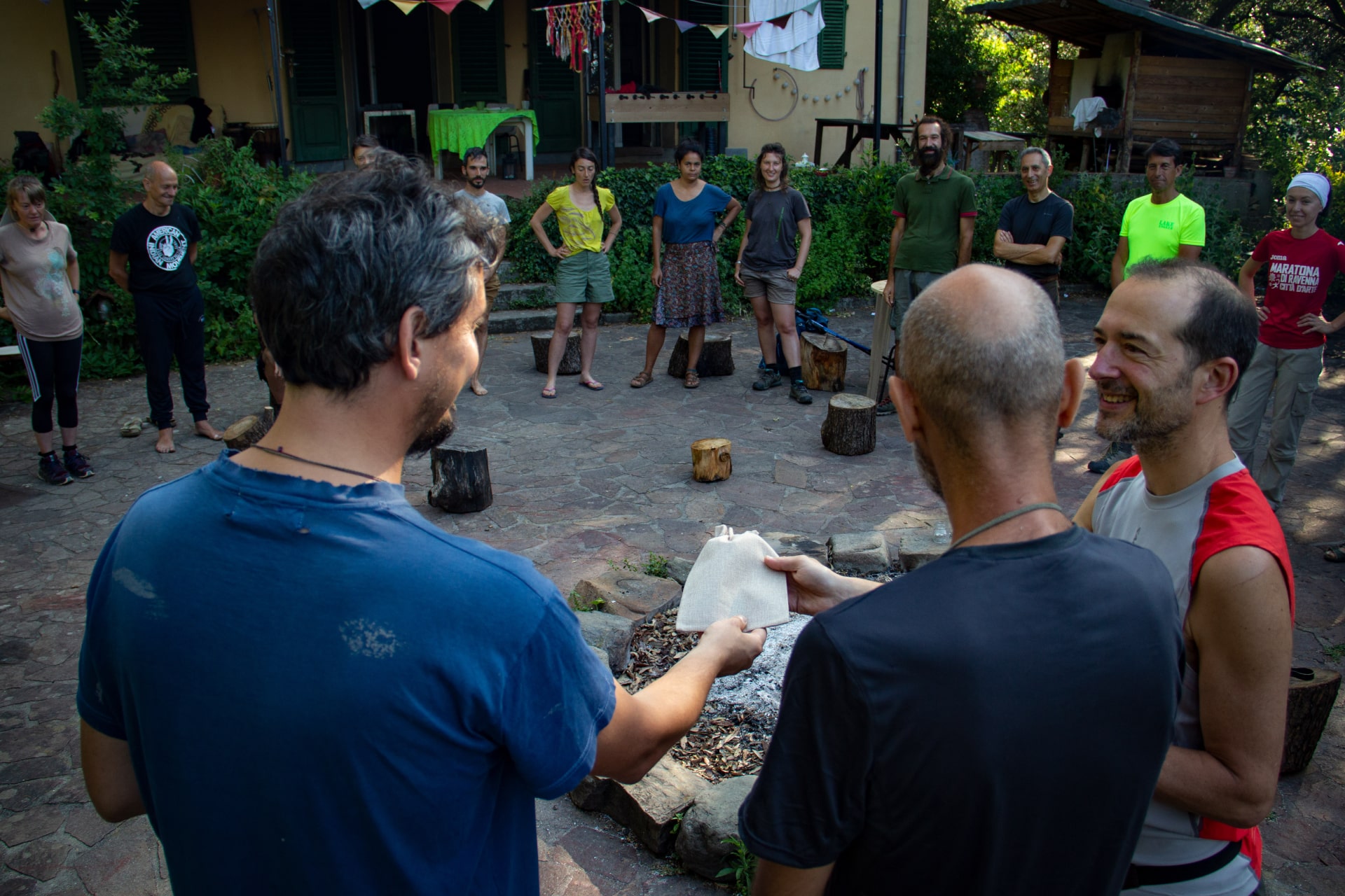Passi di Quiete - Seconda Edizione - Scambio doni a CiriceA - Foto Maya De Bernardi