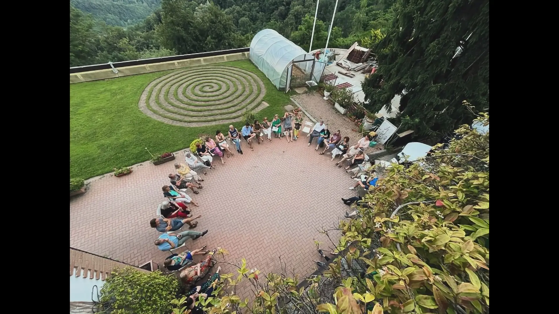 Damjl - Comunità riunita