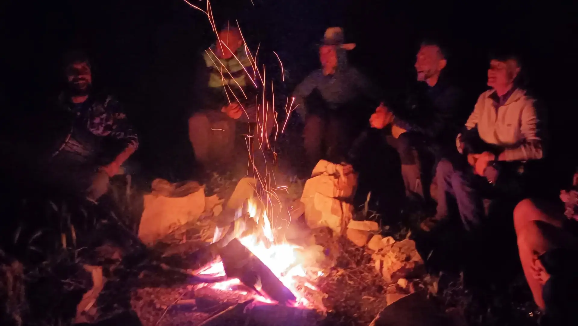 Valle degli Elfi - Davanti al fuoco