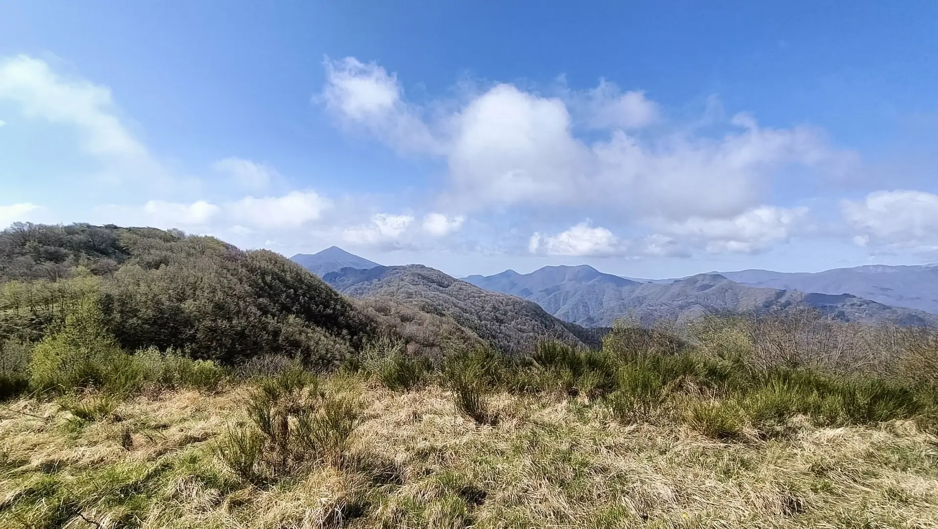 Valle degli Elfi - Panorama appenninico